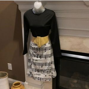 Very chic music note dress!